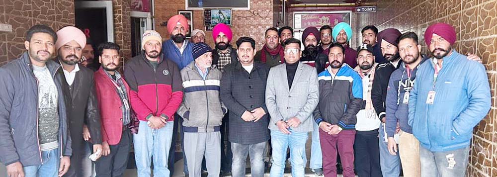 ਮੈਡੀਕਲ ਪ੍ਰੈਕਟੀਸ਼ਨਰ ਐਸ਼ੋਸ਼ੀਏਸ਼ਨ ਦੇਵੇਗੀਡਰਾਇਵਰਾਂ ਦਾ ਸਾਥ-ਬਰ੍ਹੇ, ਗੁੜੱਦੀ, ਕੋਟੜਾ
