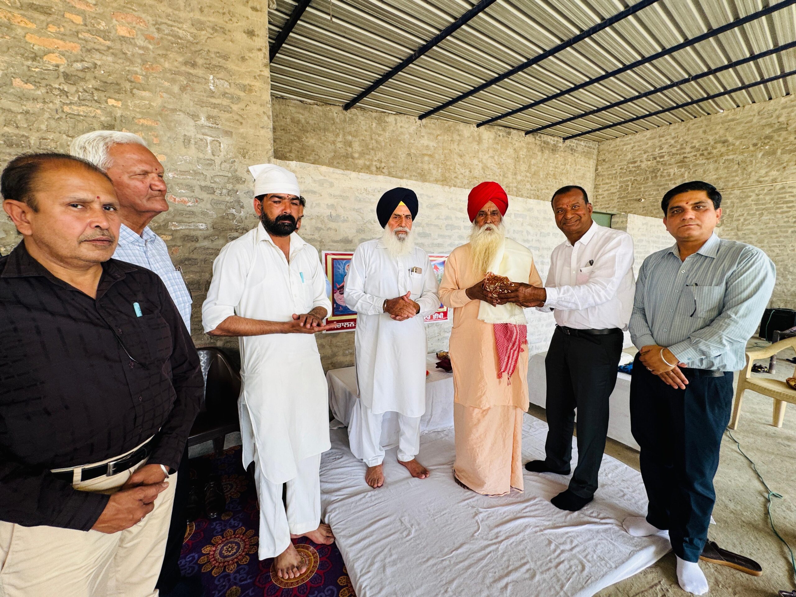 ਸਰਵਹਿੱਤਕਾਰੀ ਵਿੱਦਿਆ ਮੰਦਰ ਭੀਖੀ ਦੇ ਯਤਨਾ ਸਦਕਾ ਪਿੰਡ ਬੀਰੋਕੇ ਕਲਾਂ ਵਿੱਖੇ ਖੋਲ੍ਹਿਆ ਗਿਆ ‘ ਬਾਲ ਸੰਸਕਾਰ ਕੇਂਦਰ’ 